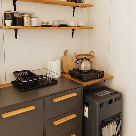 Sidehill - Zazitkove V Prirode 캠프장 마틴