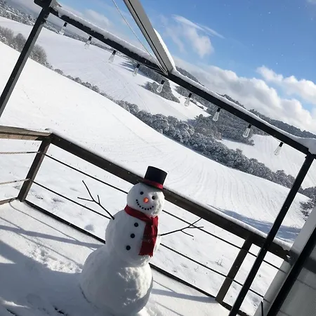 Sidehill - Zazitkove V Prirode 캠프장 *